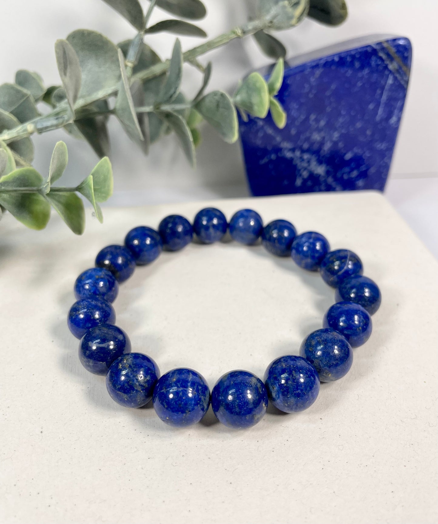 Lapislazuli Armband in königsblau aus runden 10 mm Perlen, Elastisches Lazurit Armband, Perlenarmband