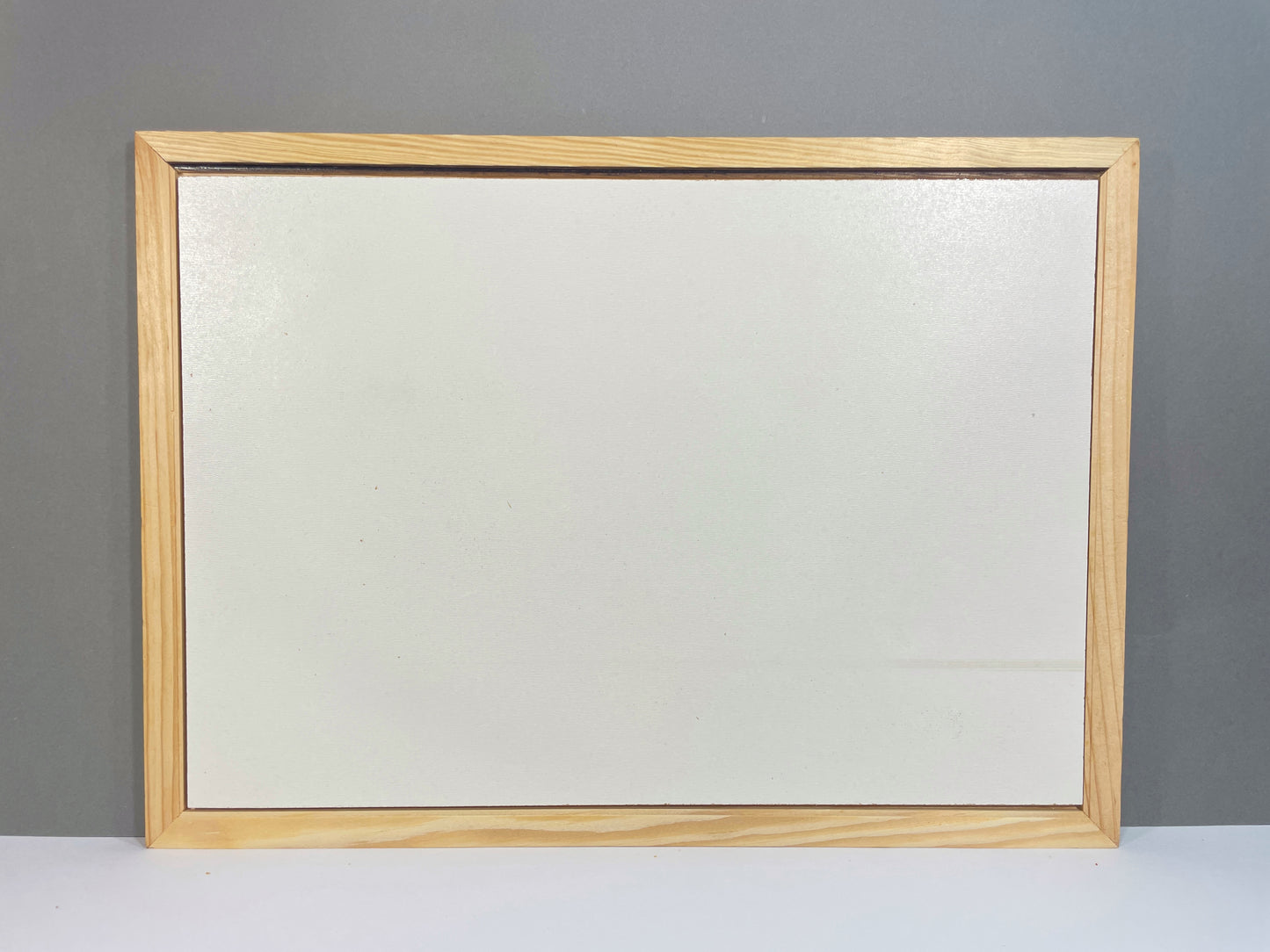 Druckbild Schiff, Leuchtturm und Küste mit Brücke – Wandbild bei Sonnenuntergang, verziert mit Bernstein