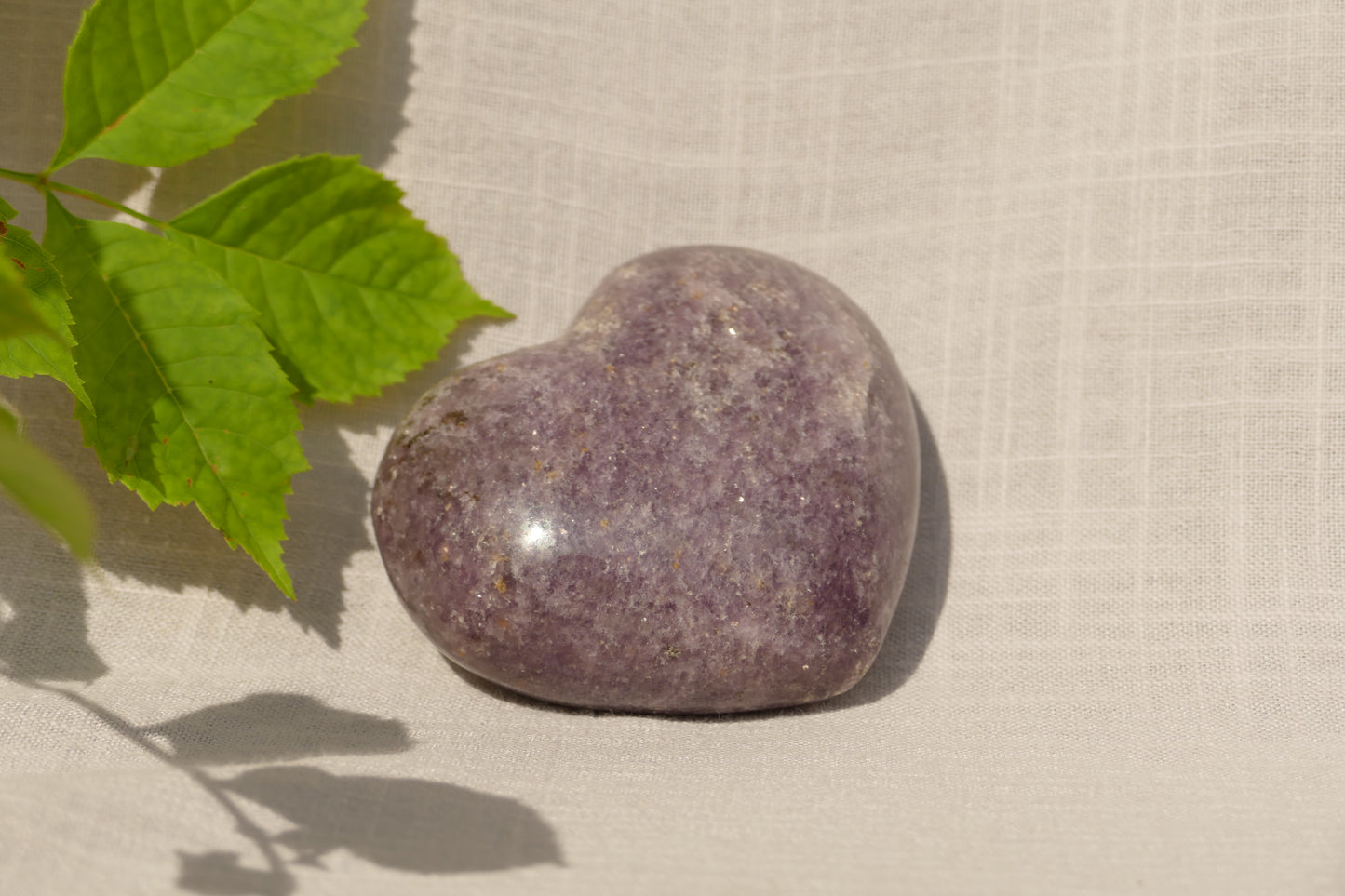 Lepidolit Herz Kristall, Lepidolite Taschenstein