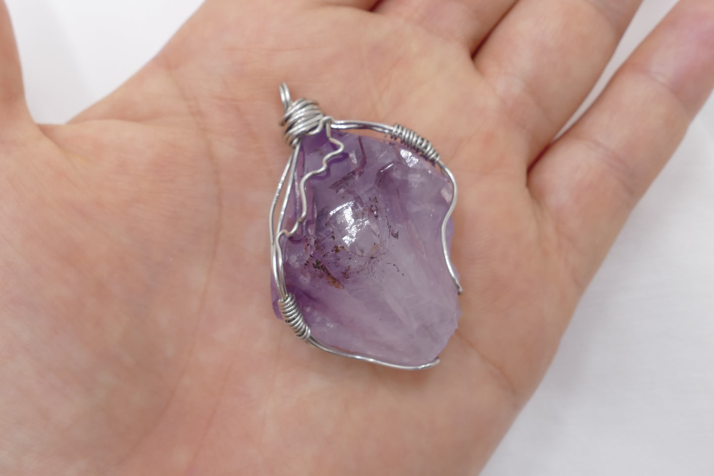 Naturbelassenes Amethyst Kristall Anhänger